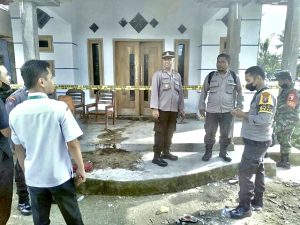 Seorang Warga Asal Kadur Pamekasan Akhiri Hidup dengan Menggorok Lehernya Sendiri