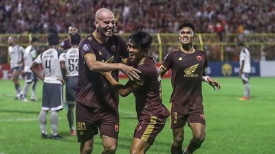 Menuju Puncak Klasemen, PSM Makassar Bantai Persib Bandung 5-1