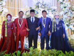 Bupati Mas Tamam jadi Sohibul Hajat Itsbat Nikah, Gandeng Pangantin Layaknya Keluarga