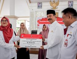 Pemkab Pamekasan Salurkan Bantuan Atensi Kewirausahaan