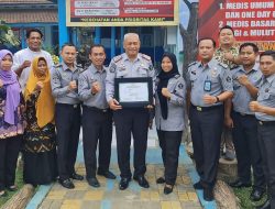 Klinik Pratama Rawat Jalan Lapas Kelas IIA Pamekasan Raih Sertifikat Akreditasi Paripurna dari Kemenkes RI