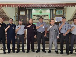 Perkuat Sinergi Bidang Hukum, Lapas Narkotika Pamekasan Gelar Kunjungan ke Pengadilan Negeri