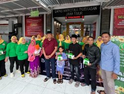 Berbagi Berkah Ramadan, Lapas Narkotika Pamekasan dan PIPAS Salurkan Ratusan Takjil kepada Masyarakat