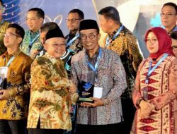 Bupati Pamekasan Raih Penghargaan Kemendikdasmen atas Komitmen Penguatan Karakter Anak